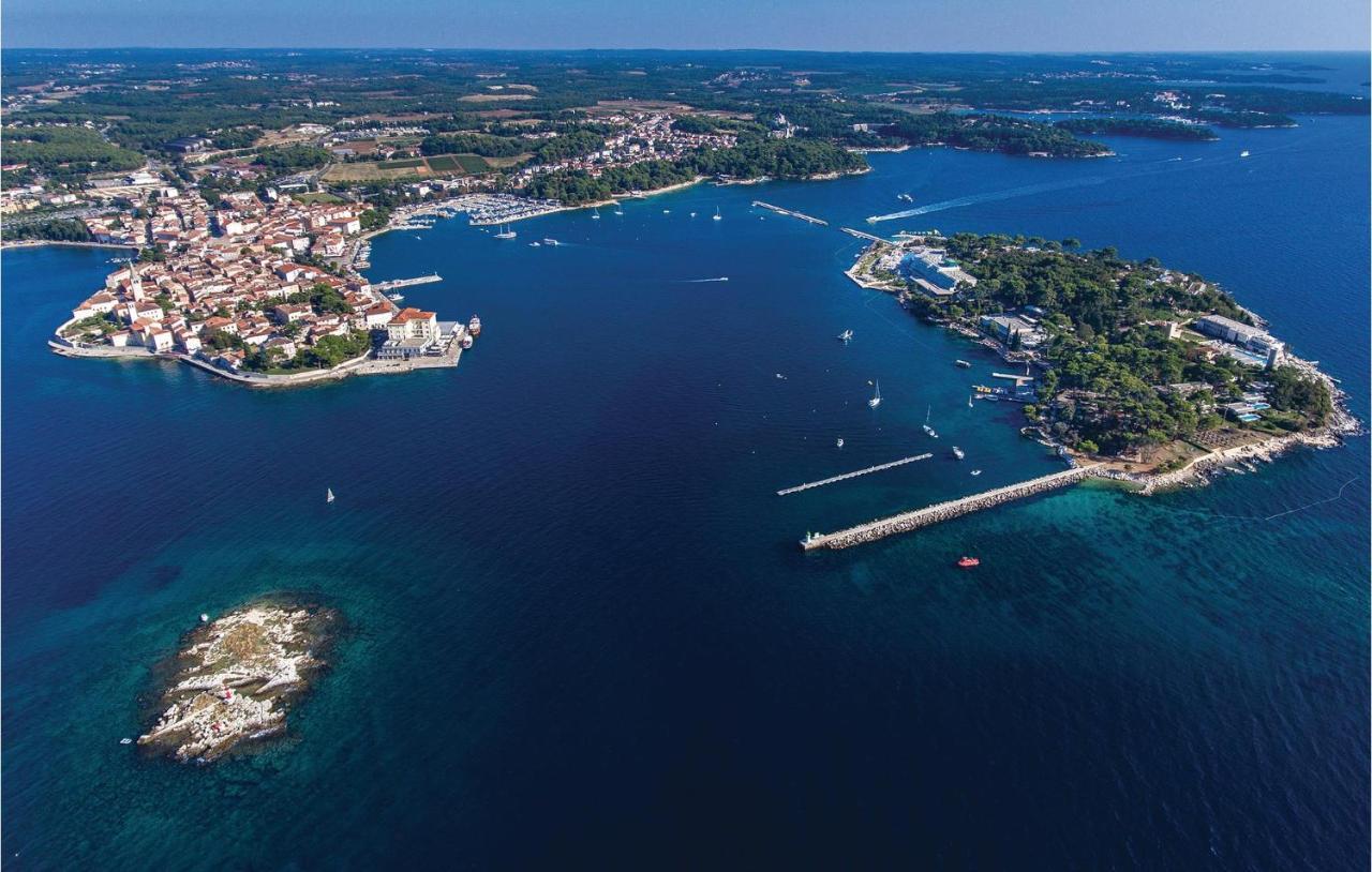 Beautiful Apartment In Porec With Wifi Esterno foto