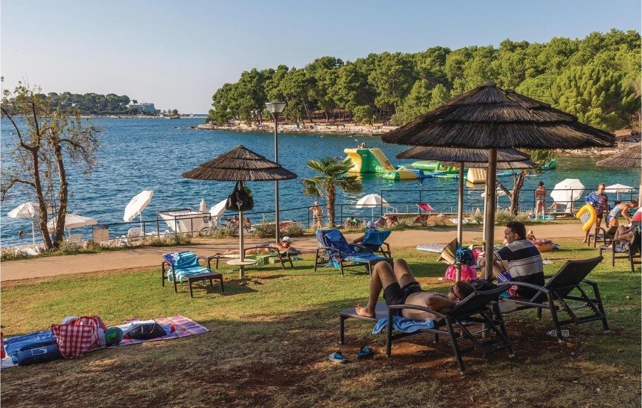 Beautiful Apartment In Porec With Wifi Esterno foto