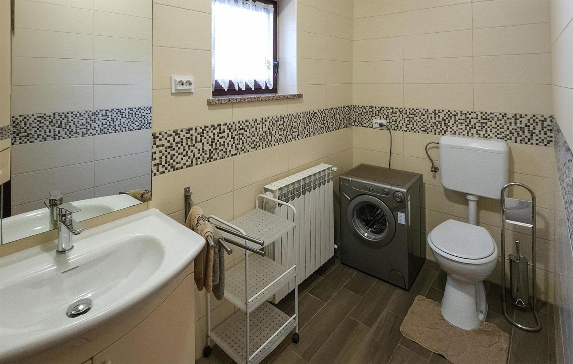 Beautiful Apartment In Porec With Wifi Esterno foto